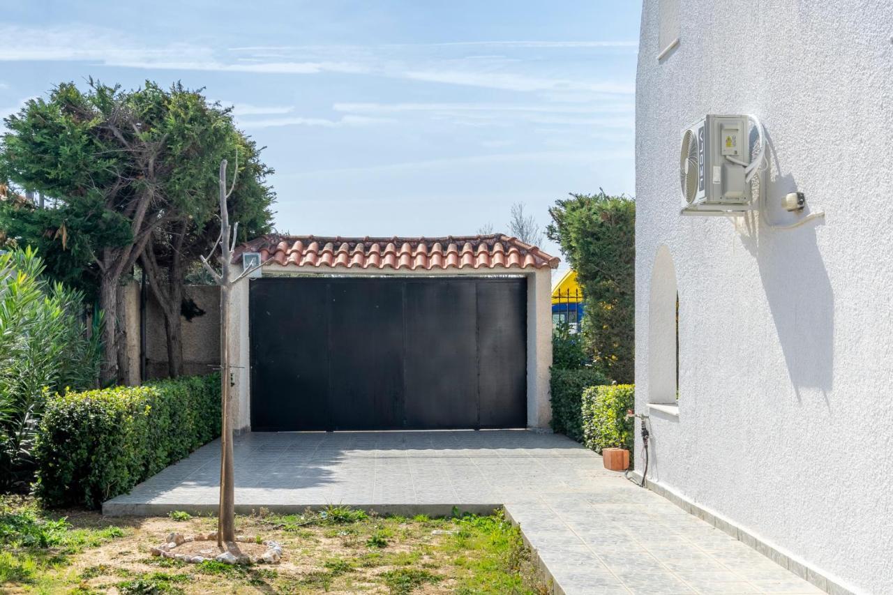 Villa New Olivka House à Anavyssos Extérieur photo